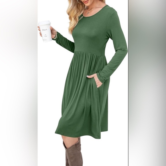 Db Moon Dresses & Skirts - DB moon Elegant Green Long Sleeve Dress